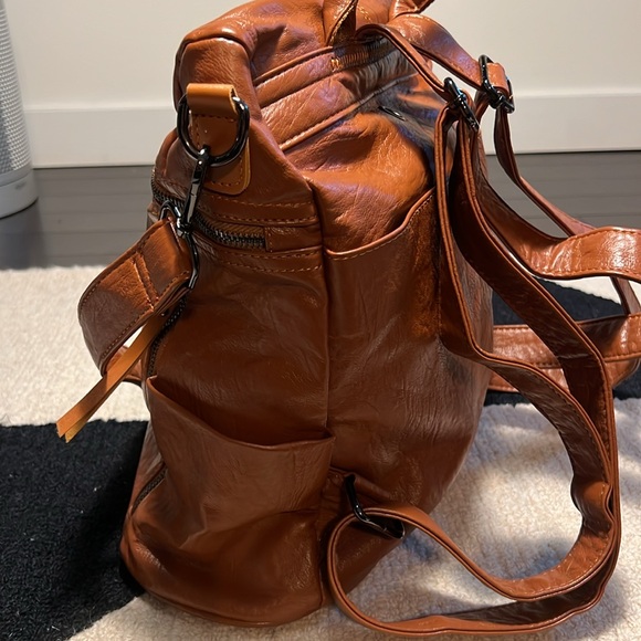 Mid Sized Back Pack - Picture 5 of 6